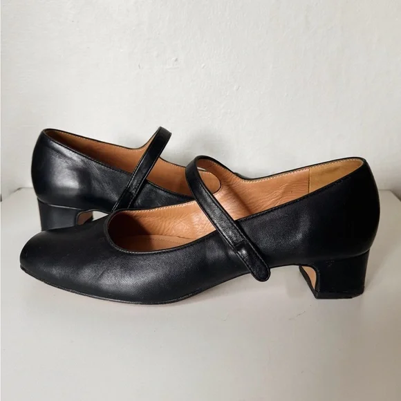 Black Italian Leather Mary Jane Heels - Picture 3 of 10